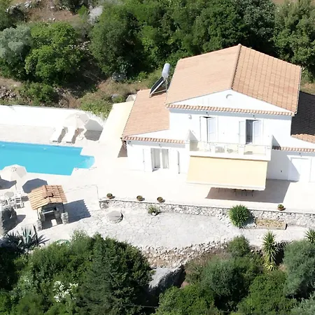 Noogony Lefkada Nikiana